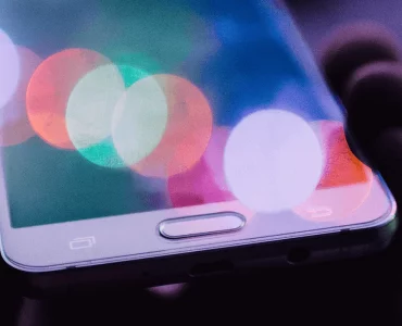 El celular afecta para dormir, aquí te lo contamos