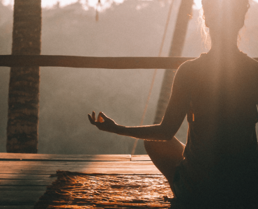 Como la meditación te puede ayudar a dejar adicciones